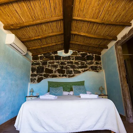 مزرعة للإقامة Ecoparco Neule *