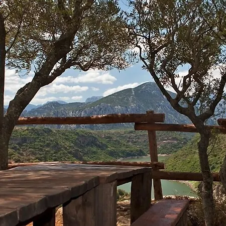 Alloggio per agriturismo Ecoparco Neulè *